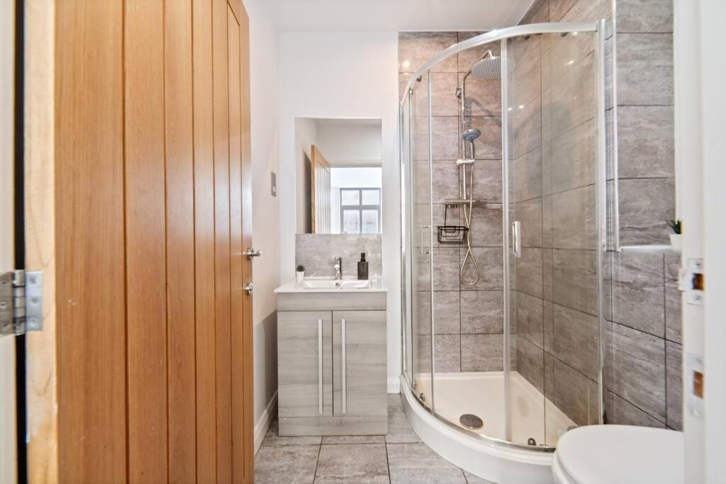 Urban Comfort Getaway- Leicester City Centre Esterno foto